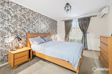 Property photo of 16 Westminster Drive Werribee VIC 3030