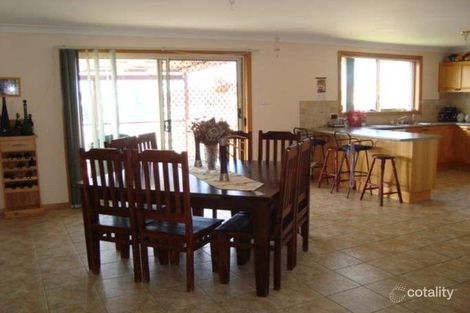 Property photo of 19 Byron Circuit Flinders NSW 2529