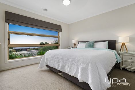 Property photo of 8 Meridie Way Darley VIC 3340