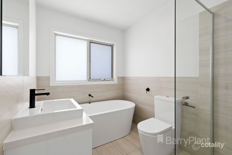 Property photo of 2/6 Powley Parade Watsonia VIC 3087