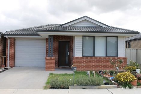 66 Cockatoo Rd, Pakenham, VIC 3810