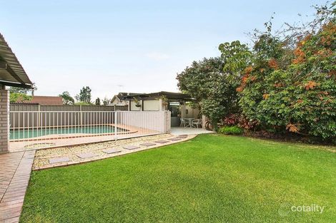 Property photo of 2 Vonn Avenue Smithfield NSW 2164