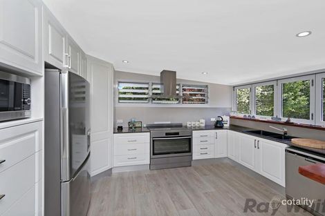 Property photo of 37 Elouera Avenue Buff Point NSW 2262