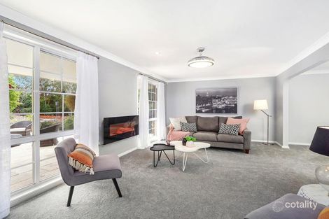 Property photo of 8 Verden Close Green Point NSW 2251