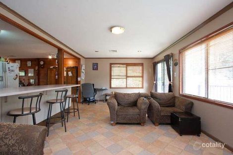 Property photo of 21 Cambridge Drive Garden Suburb NSW 2289