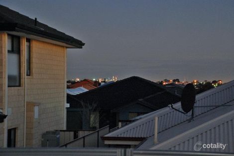 Property photo of 15 Monaro Way Hocking WA 6065