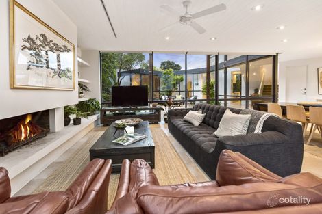 Property photo of 2 Rosserdale Crescent Mount Eliza VIC 3930