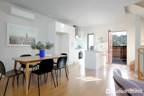 Property photo of 2/19 Nelson Street Ringwood VIC 3134