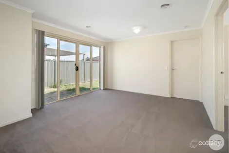 Property photo of 76 Kossuth Street Sebastopol VIC 3356