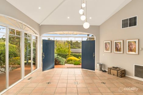 Property photo of 2 Lorrimore Close Mount Eliza VIC 3930