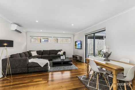 Property photo of 33 Taylor Road Mooroolbark VIC 3138