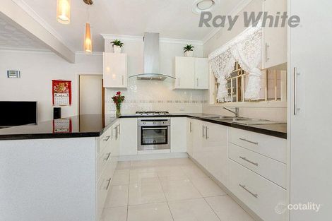 Property photo of 46 Oleander Drive St Albans VIC 3021