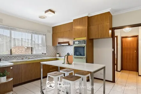 Property photo of 2/6 Sunburst Street Oakleigh East VIC 3166