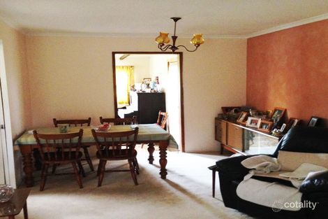 Property photo of 10 Park Row Bradbury NSW 2560