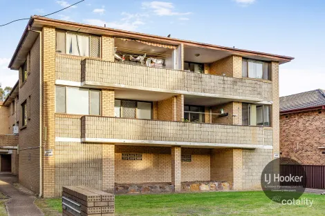 2/33 The Trongate, Granville, NSW 2142