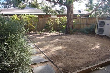 Property photo of 17 Springthorpe Boulevard Macleod VIC 3085
