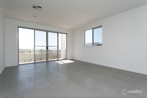 Property photo of 60 Shallows Drive Shell Cove NSW 2529