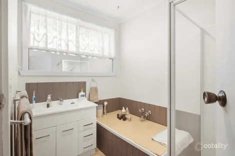 Property photo of 7/302 Albert Street Sebastopol VIC 3356
