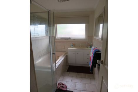 Property photo of 63 Duncans Road Werribee VIC 3030