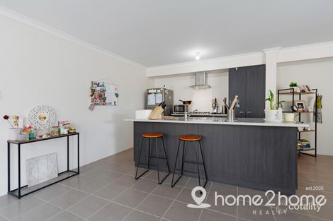 Property photo of 27 Dowerin Circuit Lakelands WA 6180