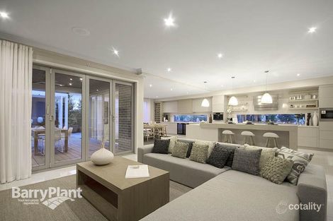 Property photo of 19 Percheron Way Clyde North VIC 3978