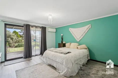 Property photo of 33 Tamarillo Court Bakers Hill WA 6562