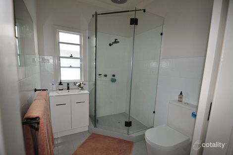 Property photo of 63 Haig Street Wynnum West QLD 4178