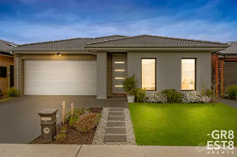 11 Sacramento St, Clyde North, VIC 3978