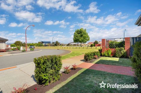 Property photo of 1/66 Northwood Loop Thornlie WA 6108
