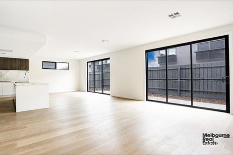 Property photo of 27 Beckwith Avenue Alphington VIC 3078