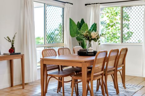 Property photo of 10 Sweetlip Close Kanimbla QLD 4870