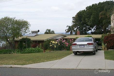 Property photo of 14 Balwarra Avenue Dianella WA 6059