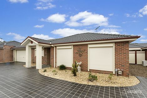 2/12 Lisa Pl, Wallan, VIC 3756