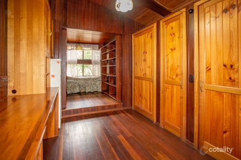 Property photo of 11 Reid Crescent Innes Park QLD 4670