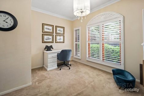 Property photo of 4 Highview Place Craigieburn VIC 3064