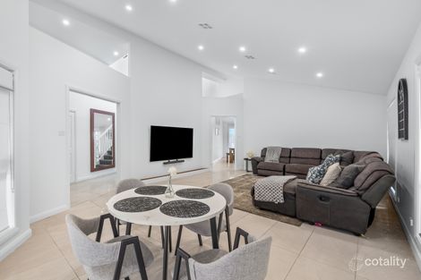 Property photo of 8 Snipe Close Hinchinbrook NSW 2168