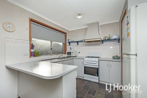 Property photo of 11 Eliza Street Cranbourne North VIC 3977