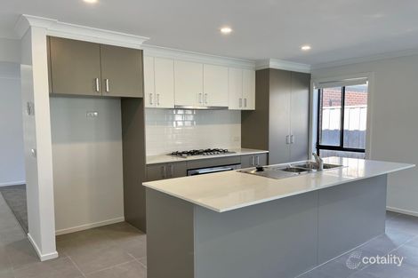 Property photo of 8 Telopia Street Clyde VIC 3978