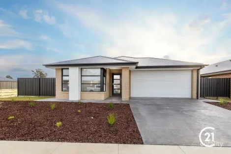 37 Mayflower Dr, Moama, NSW 2731