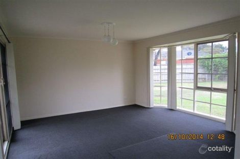 Property photo of 5 Vista Close Gisborne VIC 3437