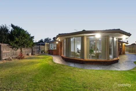 Property photo of 8 Fidler Court Altona Meadows VIC 3028