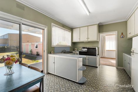Property photo of 10 Selola Court Fawkner VIC 3060