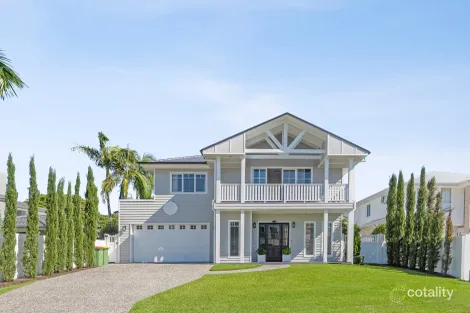 Property photo of 14 Montserrat Court Clear Island Waters QLD 4226