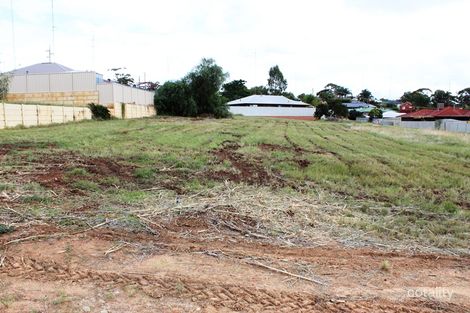 24 Lyon St, Northam, WA 6401