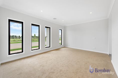Property photo of 27 Koeks Vista Kalkallo VIC 3064