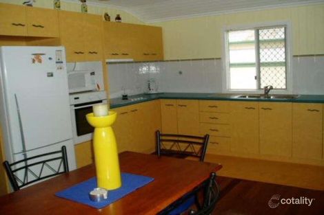 Property photo of 15 Pilot Street Urangan QLD 4655