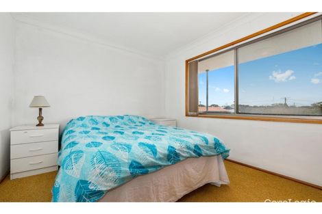 Property photo of 16 Elewa Avenue Bateau Bay NSW 2261