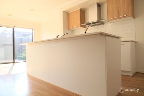 Property photo of 11 Booyong Street Craigieburn VIC 3064