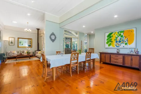 Property photo of 28 Revell Street Pullenvale QLD 4069