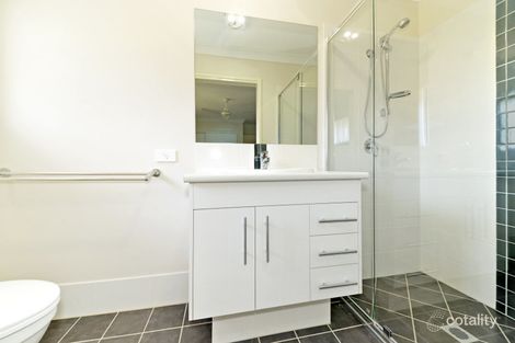 3 Bulmer St, Bellbird Park, QLD 4300